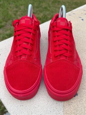 7W/ 5.5Y Vans Old Skool Checkered Skate
Shoe